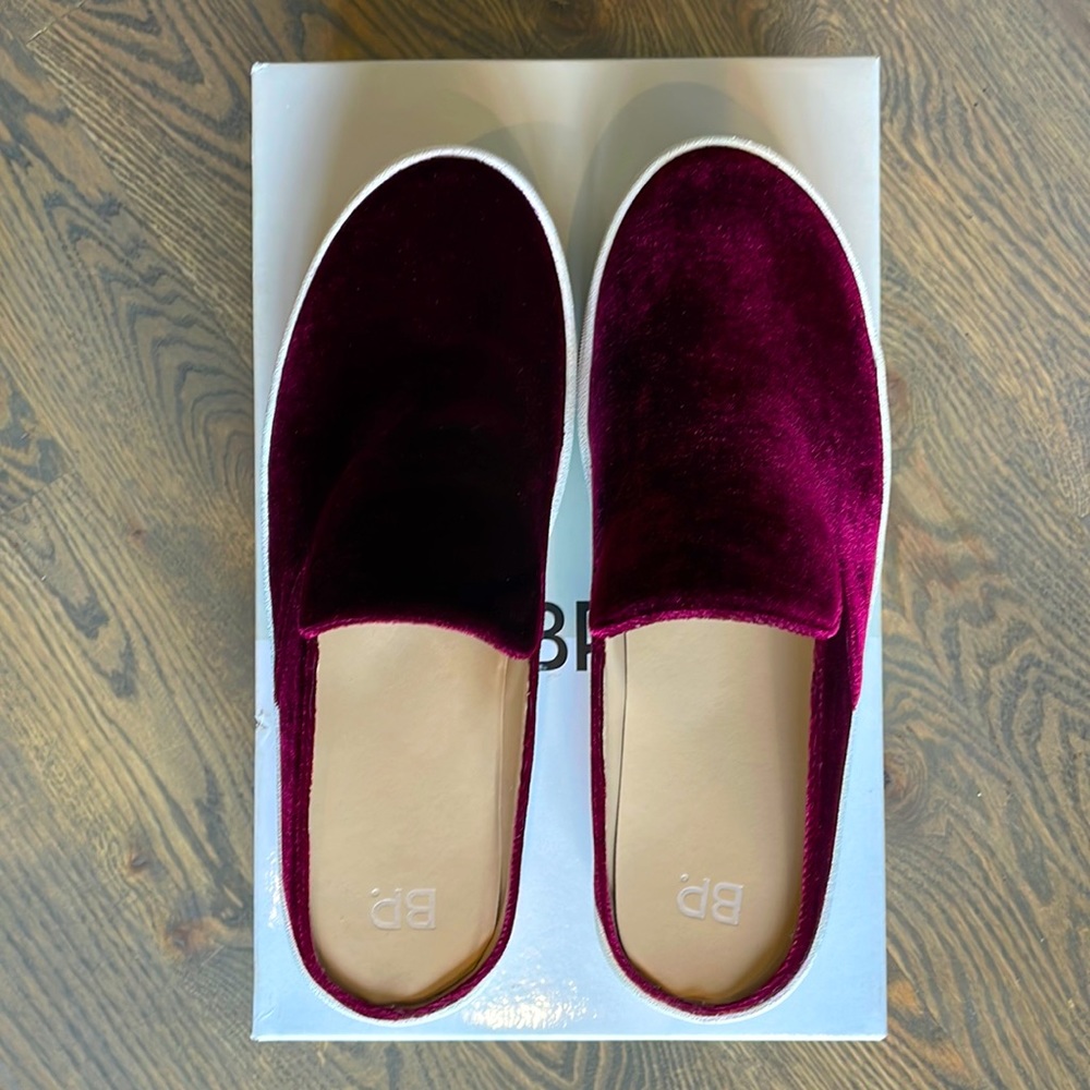 Burgundy Velour Platform Slides Size 9